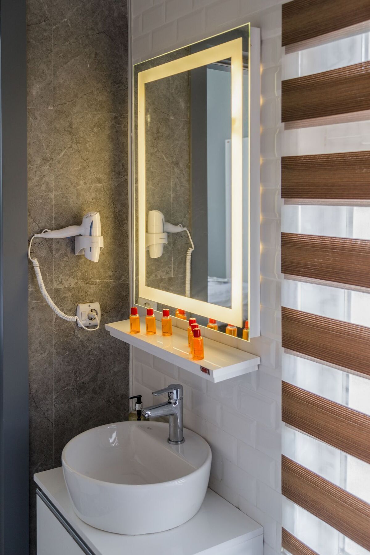 Corner Park Suite Hotel Istanbul Ngoại thất bức ảnh